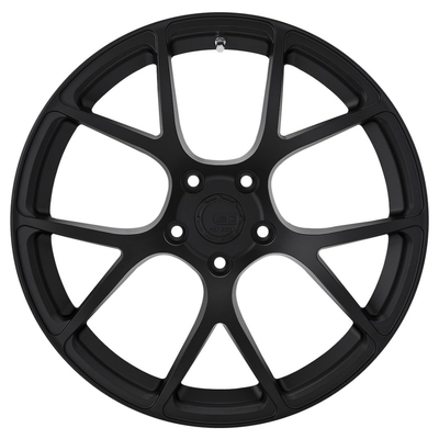 Geschwankte Speichen, weil geschmiedetes BMW M2 Ompetition Zoll RS41 16-26 dreht