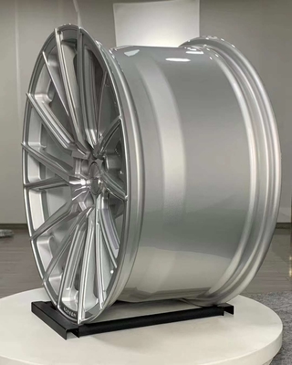 Silber polierte Vossen HF-4T Schmiedefelgen für Audi RS4 A6