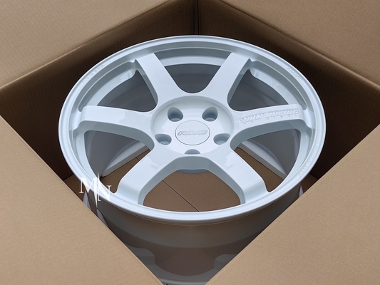 Volk, das SAGA TE37 über S Schlag weißes 18X9.5 +38 +45 5x114.3 5X120 läuft