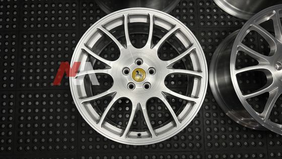 Ferrari F430 Schmiederäder Gebürstete Klarlack-Oberfläche Maining Forged RE-01
