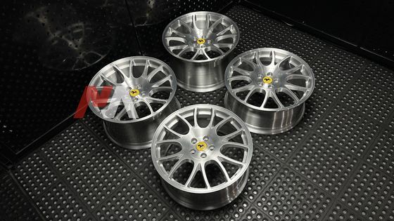 Ferrari F430 Schmiederäder Gebürstete Klarlack-Oberfläche Maining Forged RE-01
