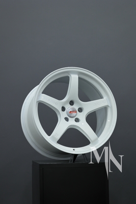 Nismo Rays 57CR Forge Auto Räder Infiniti Q50 370Z 350Z Weiße Felgen
